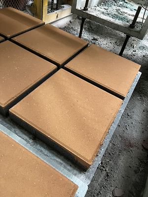 300*300*60奶咖色透水砖