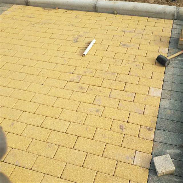 大地黄2.jpg